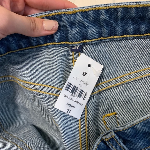 Carmar Flare Jeans - Picture 3 of 4